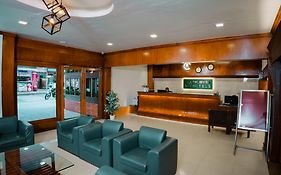 Hotel Palmyra Grand Inn - Kochi